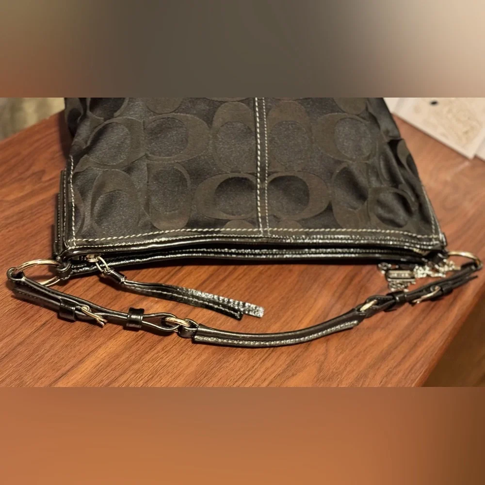 Coach Zoe Large Hobo (Signature Black) EUC - Picture 12 of 14